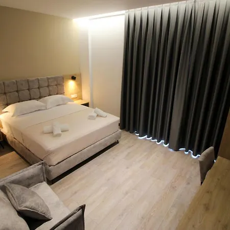 F&j Sarandë